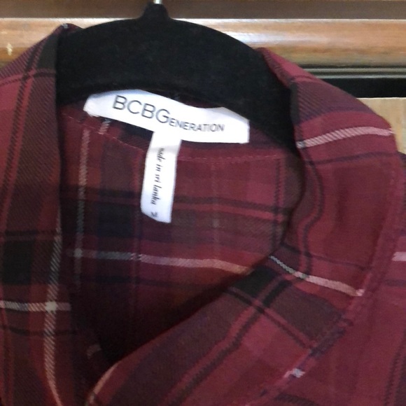 Long sheer button up - Picture 2 of 2